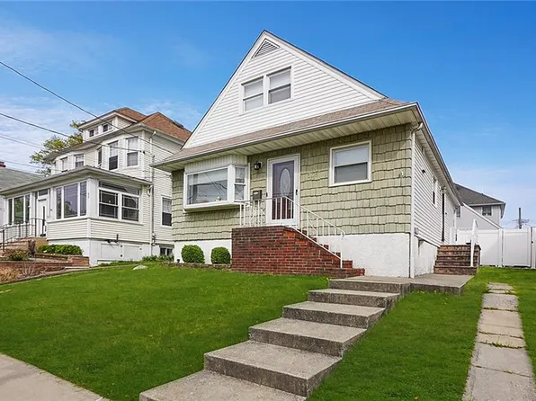 305 Clinton B Fiske Ave, Staten Island, NY 10314