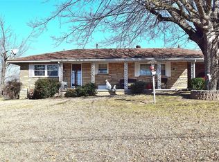302 E Commercial St, Ozark, AR 72949
