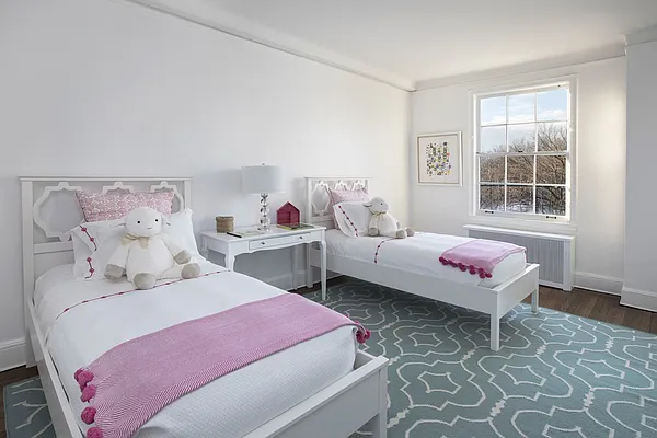 Sold by Stribling | media 17