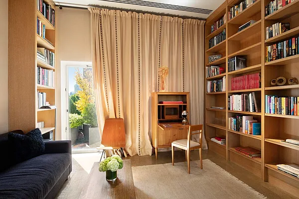 Sold by Sotheby's International Realty | media 26