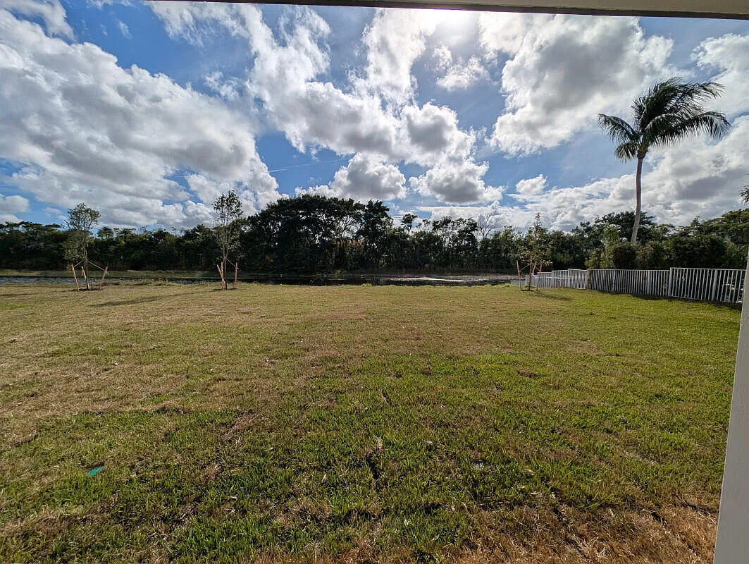 5 bed, 4.0 bath, 3360 sqft, $6,500 — Photo 3