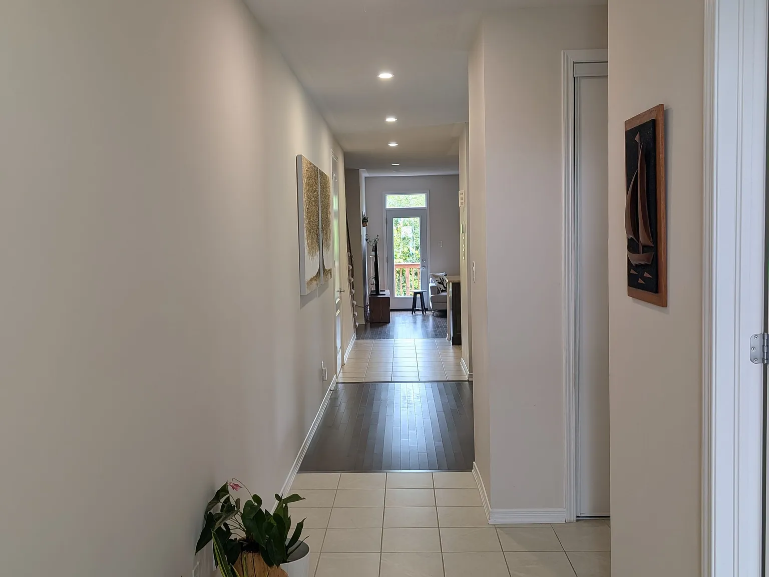 5 bed, $2,999 — Photo 2