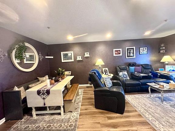 5th image of 325 Ridgewood Dr