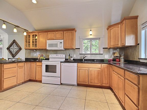 2nd image of 15232 SE 272nd St Unit 94