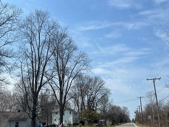 5th image of 46670 Bemis Rd