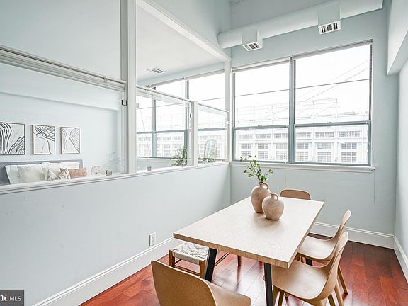 4th image of 3 N Columbus Blvd APT Pl273