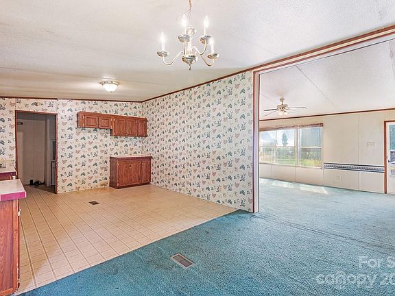 5th image of 7041 Old West Ln