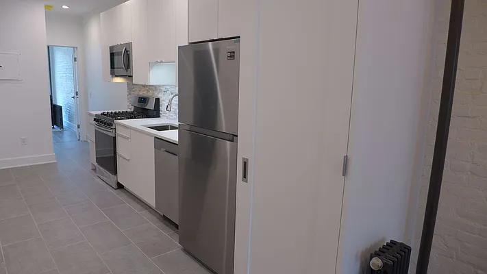 Rented by Garfield Realty  | media 15