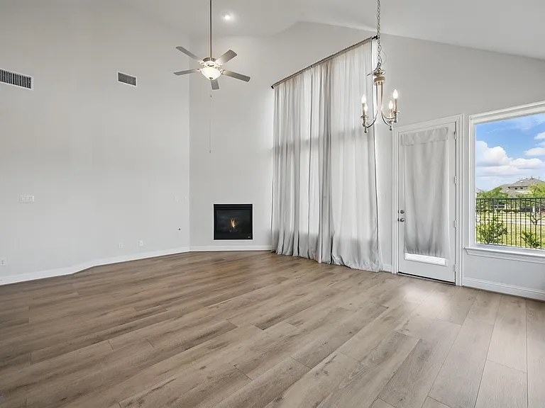 3010 Barefoot Ln — Photo 32