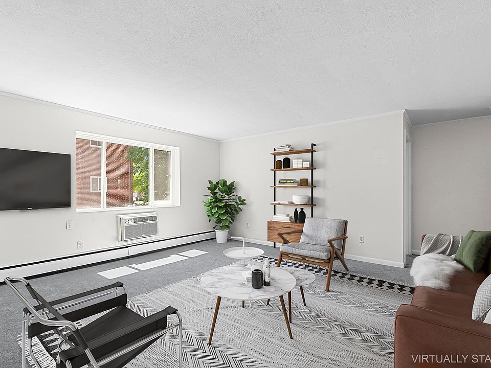 1st image of 50 Bryon Rd #3