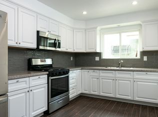 1910 La Puerta Ave, Oxnard, CA 93030