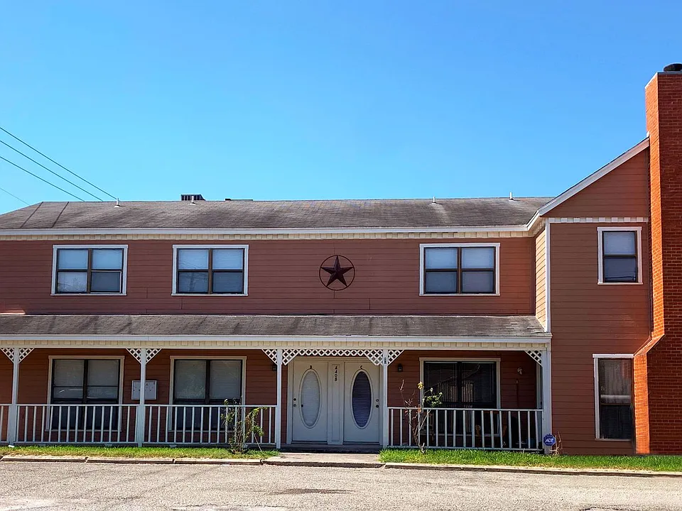 4408 Lake Rd