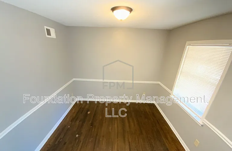 2874 Knight Rd — Photo 6