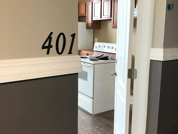 3rd image of 409-120 S 2nd St #409