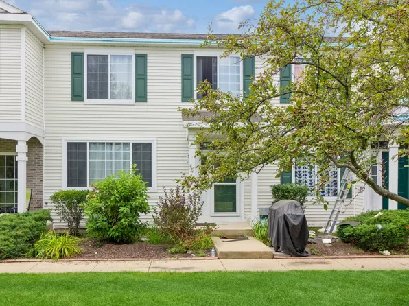 870 County Line Rd, Aurora, IL 60502