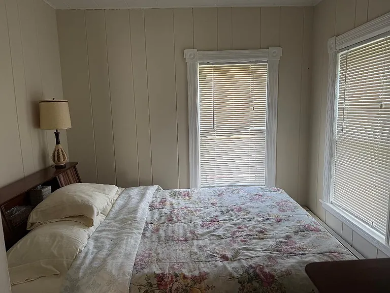 28 Greenman Ave #2 — Photo 10