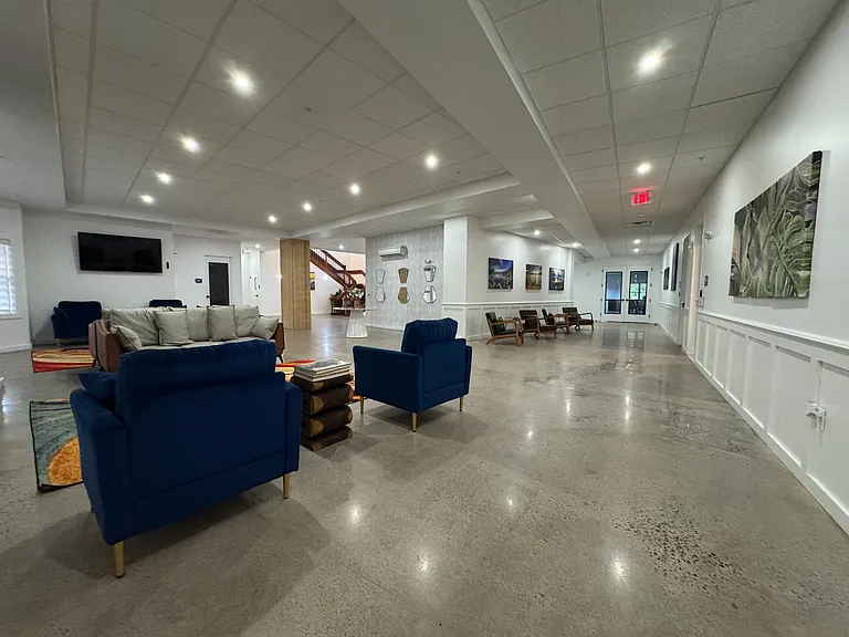 55A Tunxis Ave #139 — Photo 4