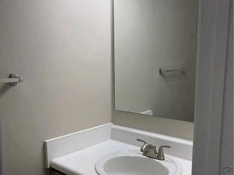 182 Aloha Dr — Photo 6