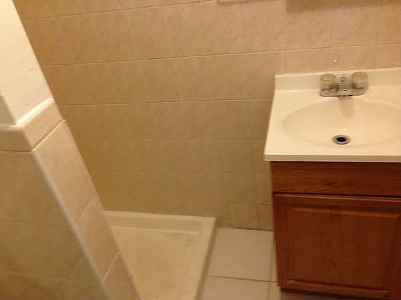 4th image of 346 McGuinness Blvd APT 2R