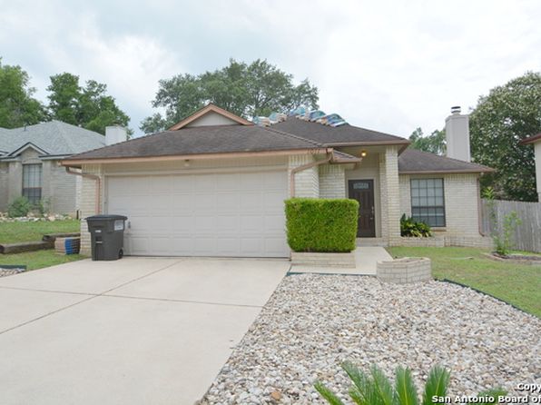 1011 Hedgestone Dr
