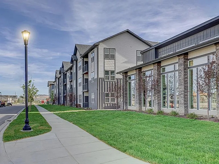 Northshore Apartments — Photo 7