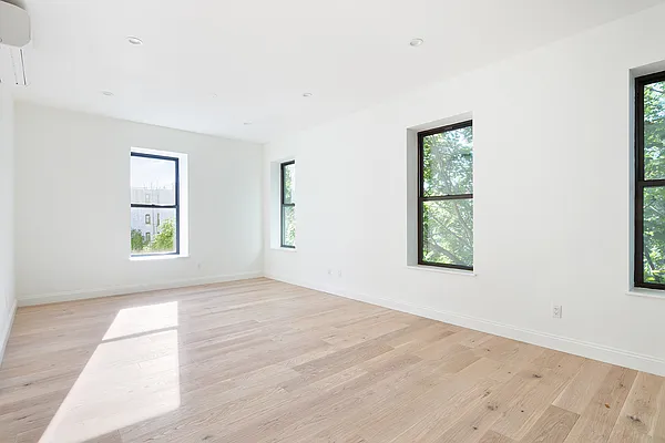 Rented by Keller Williams NYC | media 9