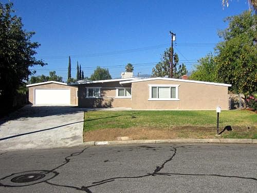 2nd image of 26972 Villa Ave
