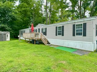 28 Quinn St, Tilton, NH 03276