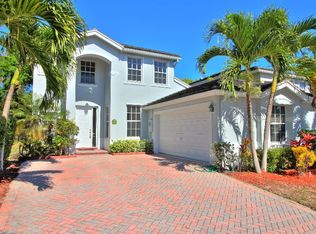 8241 Hampton Wood Dr, Boca Raton, FL 33433
