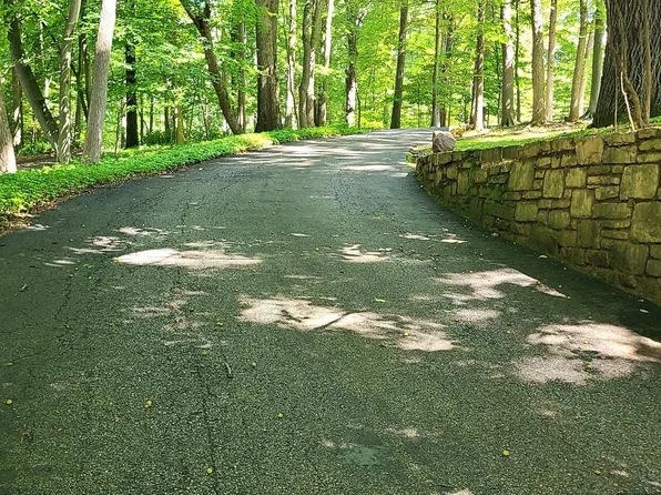 1121 Radnor Hill Rd, Wayne, PA 19087