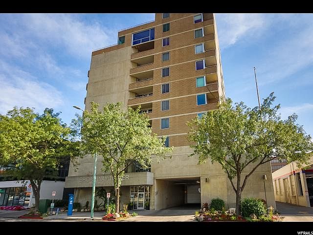 1st image of 230 E Broadway St #807