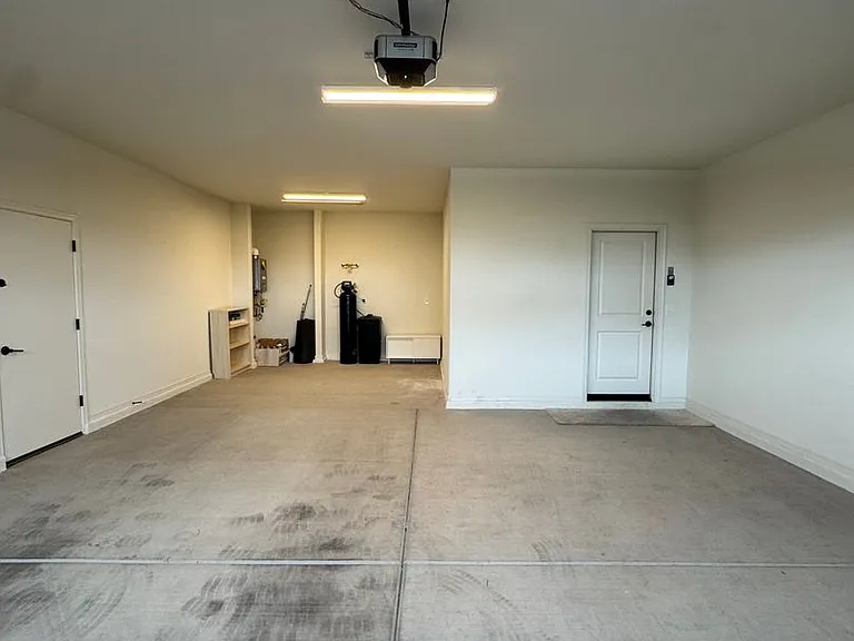 17156 W Smoketree Dr — Photo 18