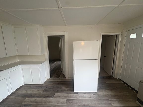 3rd image of 36 Summer St #1
