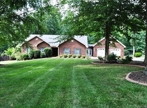 2nd image of 244 Beech Brook Ln #22