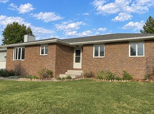 1720 S 13th St, Beatrice, NE 68310