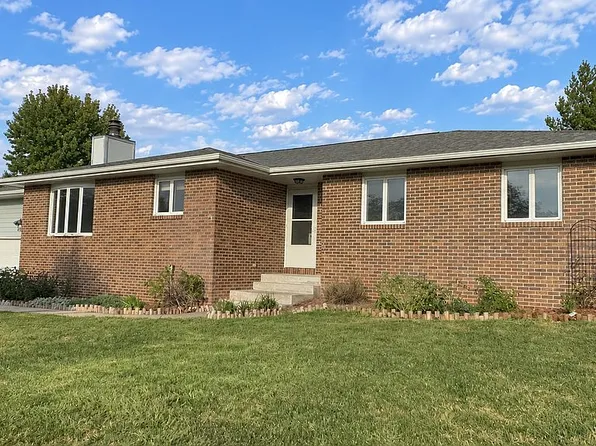 1720 S 13th St, Beatrice, NE 68310