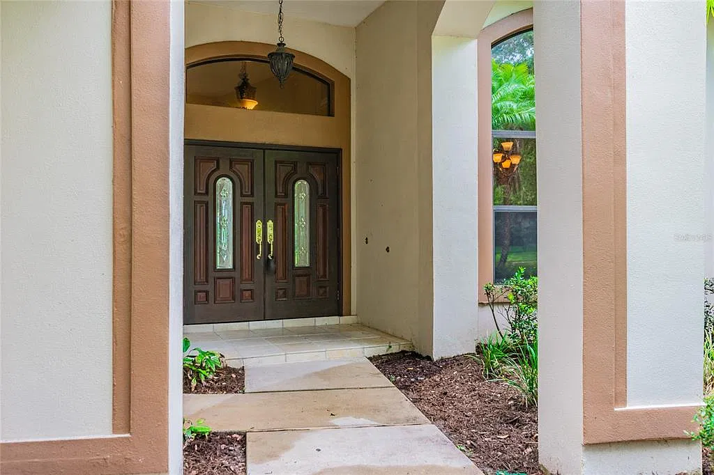 4 bed, 3.0 bath, 3224 sqft, $4,800 — Photo 2