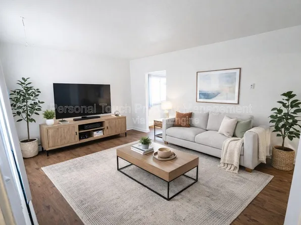 541 2nd St N, Casselton, ND 58012