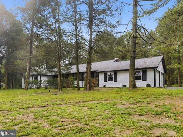 1406 Oldmans Creek Rd, Woolwich Township, NJ 08085