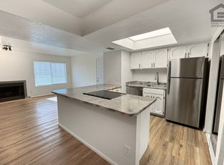 2320 N 52nd St APT 115, Phoenix, AZ 85008