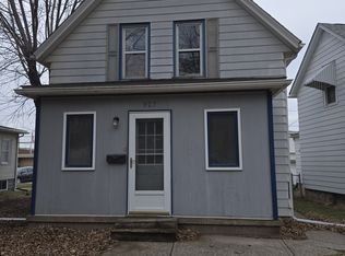 927 18th Ave, East Moline, IL 61244