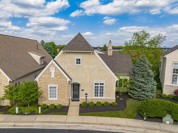 2nd image of 9841 Kingston Cir