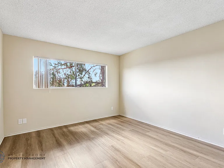 4117 W. Broadway — Photo 26