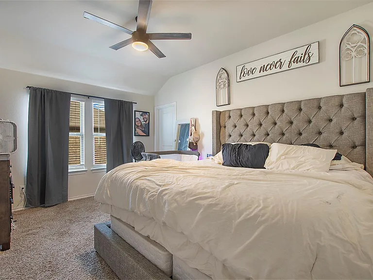 504 Silo Cir — Photo 7