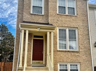 1269 Bond St, Herndon, VA 20170