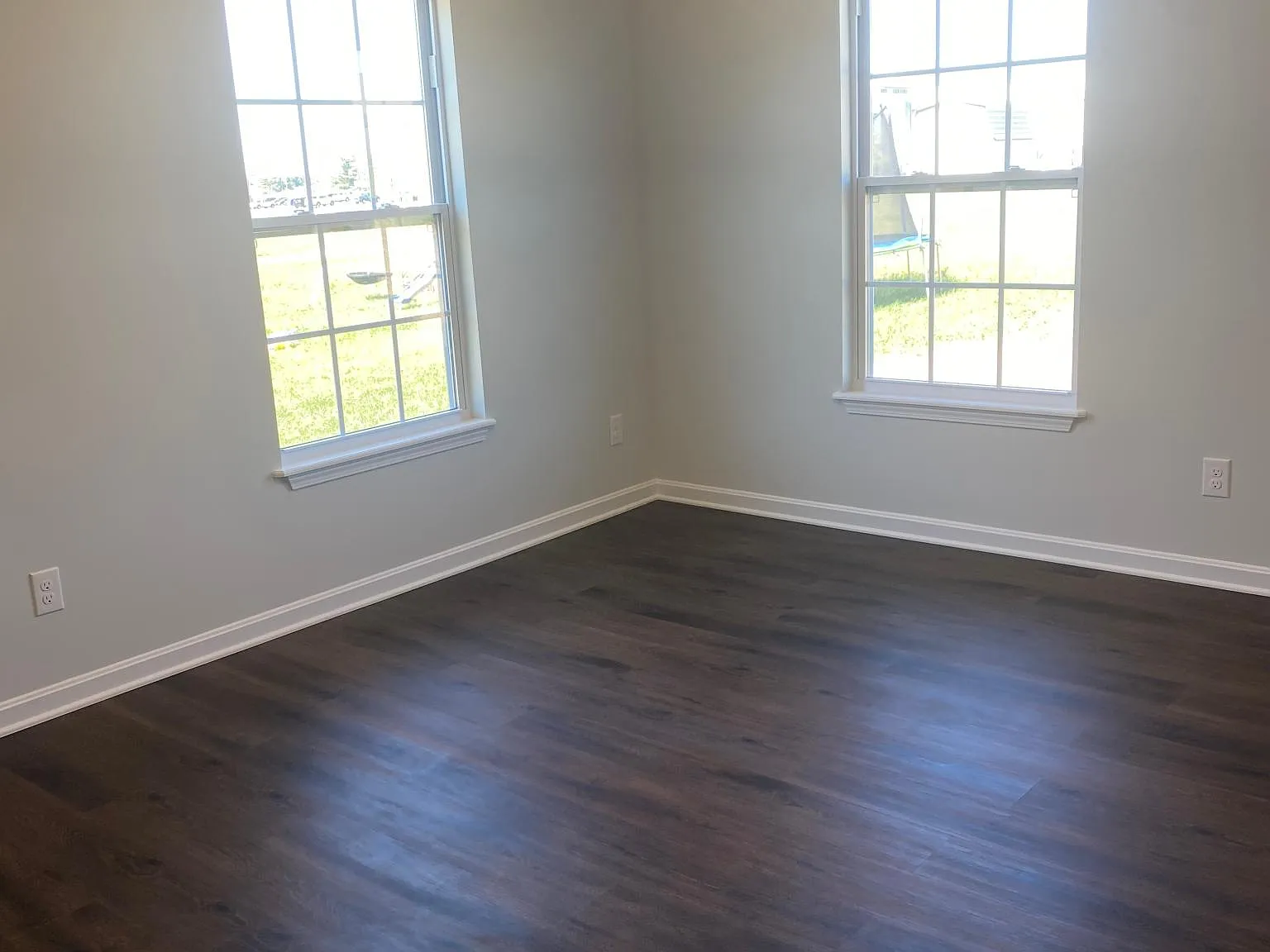 2 bed, 1100 sqft, $1,350 — Photo 2