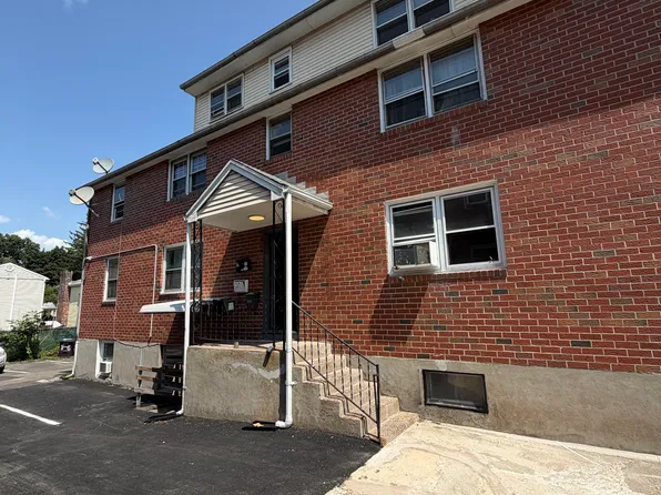 86 Upton St APT 3, New Britain, CT 06051