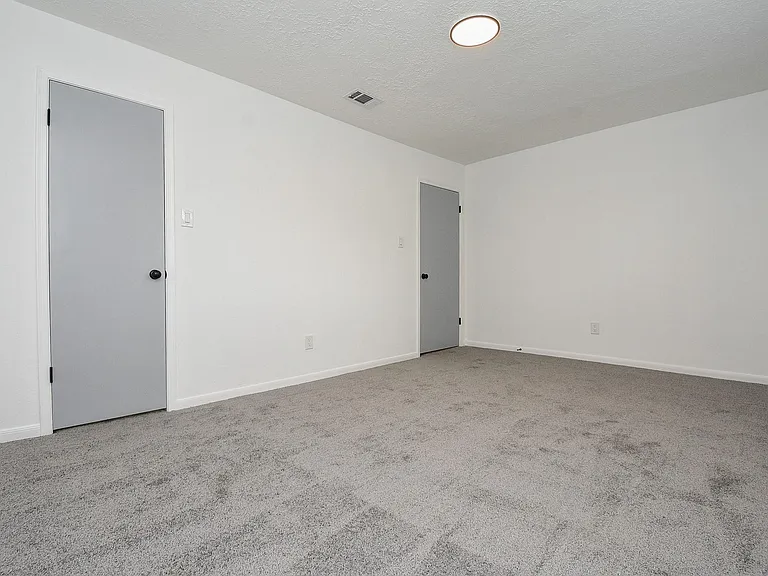 15814 Winding Moss Dr — Photo 42