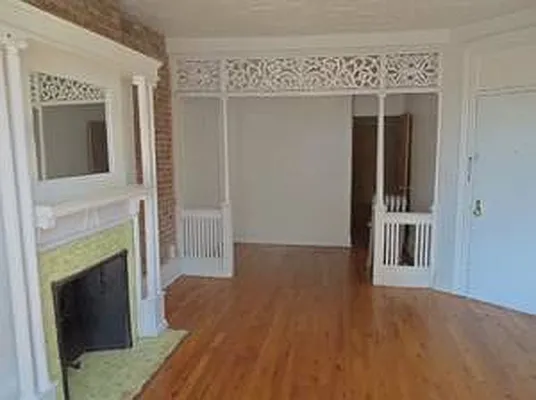 Rented by Marjorie Thompson, LREB | media 4
