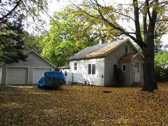 4th image of 249 Katherine St